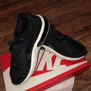 NIKE AIR MAX DIA WINTER